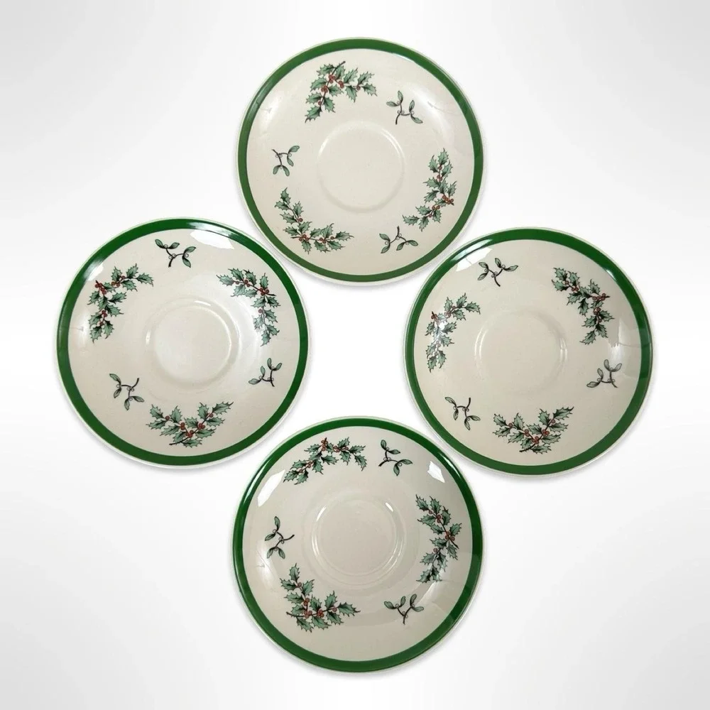 Spode Christmas‎ Tree Tea Cups Saucers Set of 4 England S3324 Holiday Ceramic